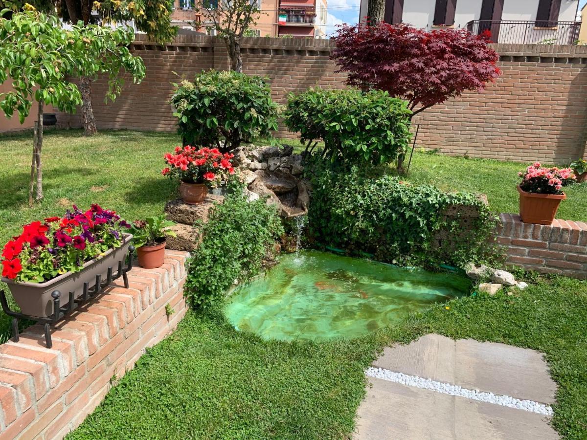 Villa Oasi Ferrara Luaran gambar