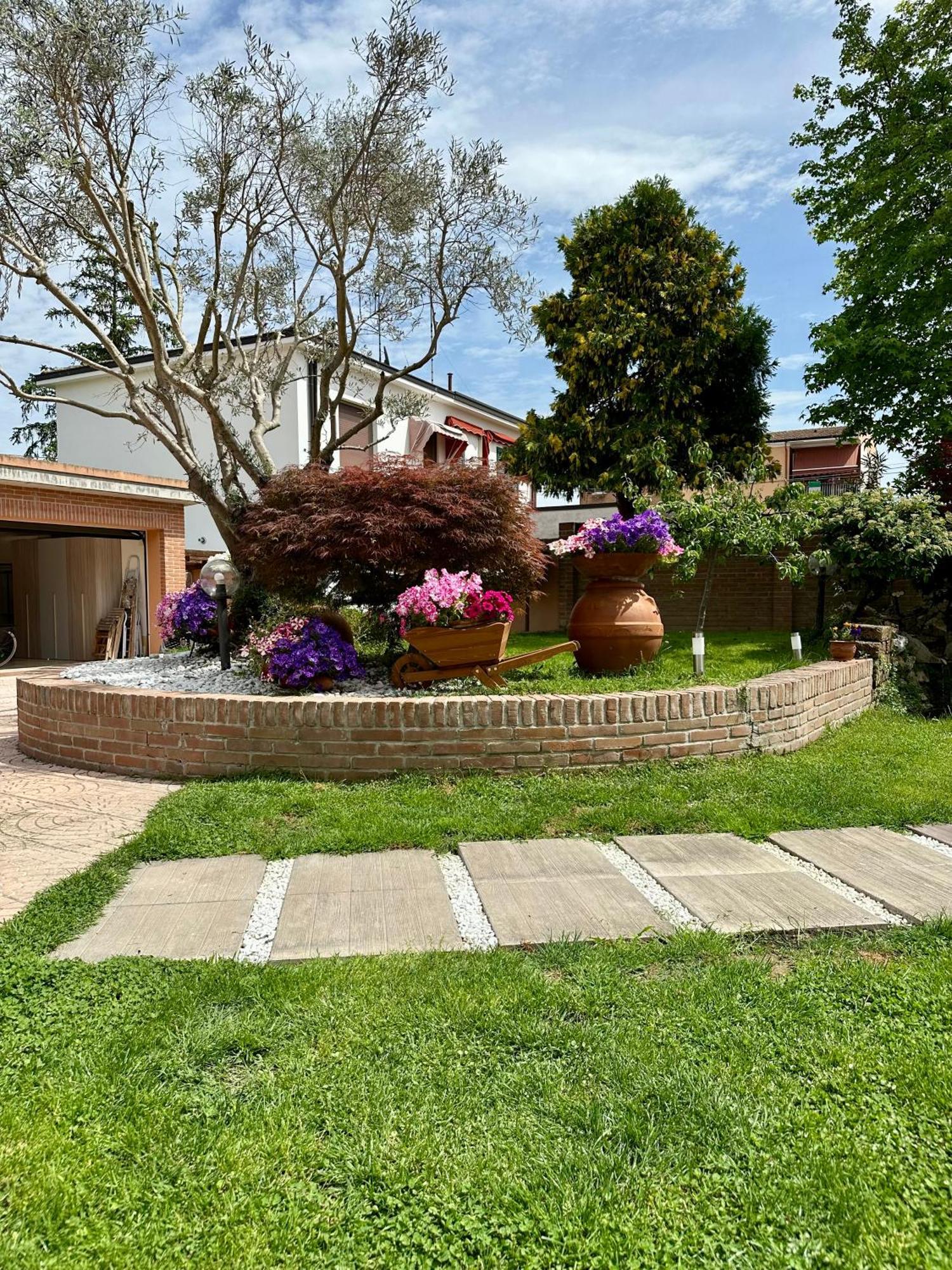 Villa Oasi Ferrara Luaran gambar